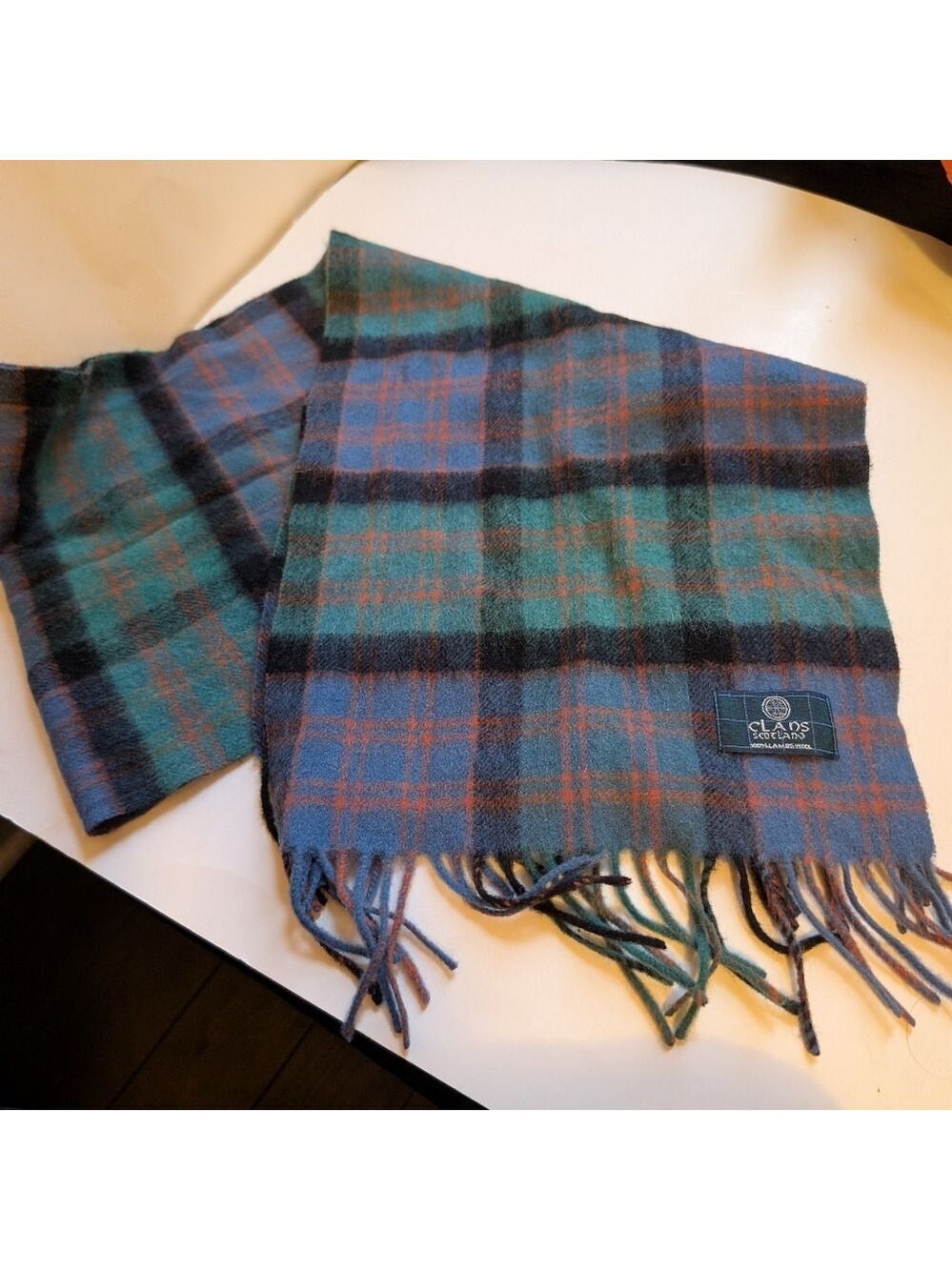Clans Scotland 100% lambswool scarf in EUC